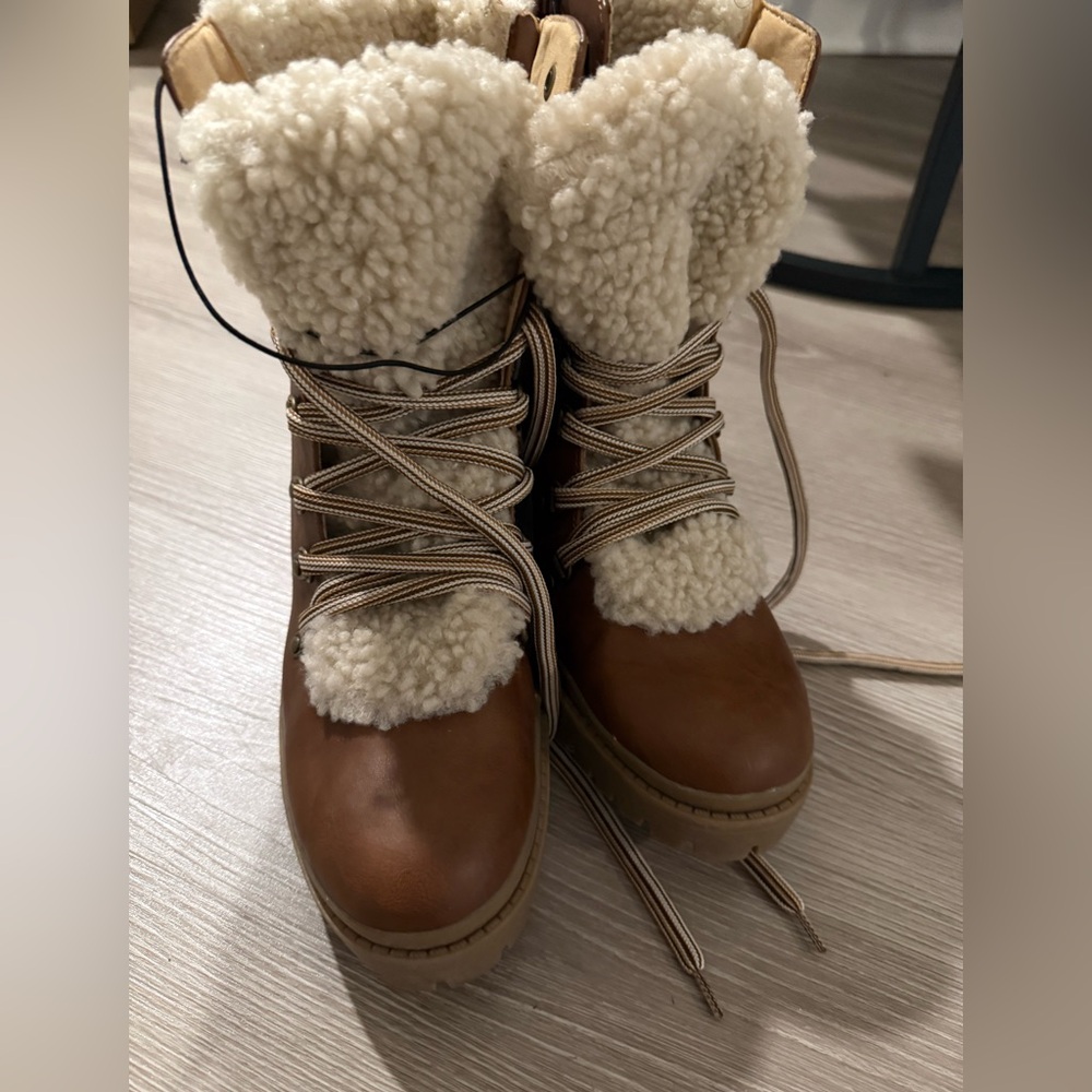 Target Tan Winter Boots with Cream Lining